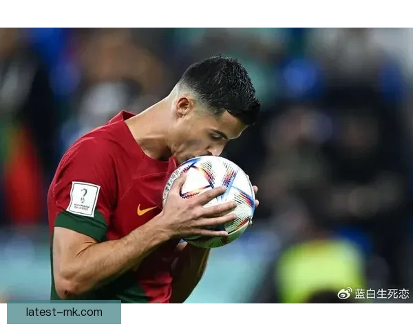 C罗国家队惊艳倒钩破门瞬间点燃球迷激情